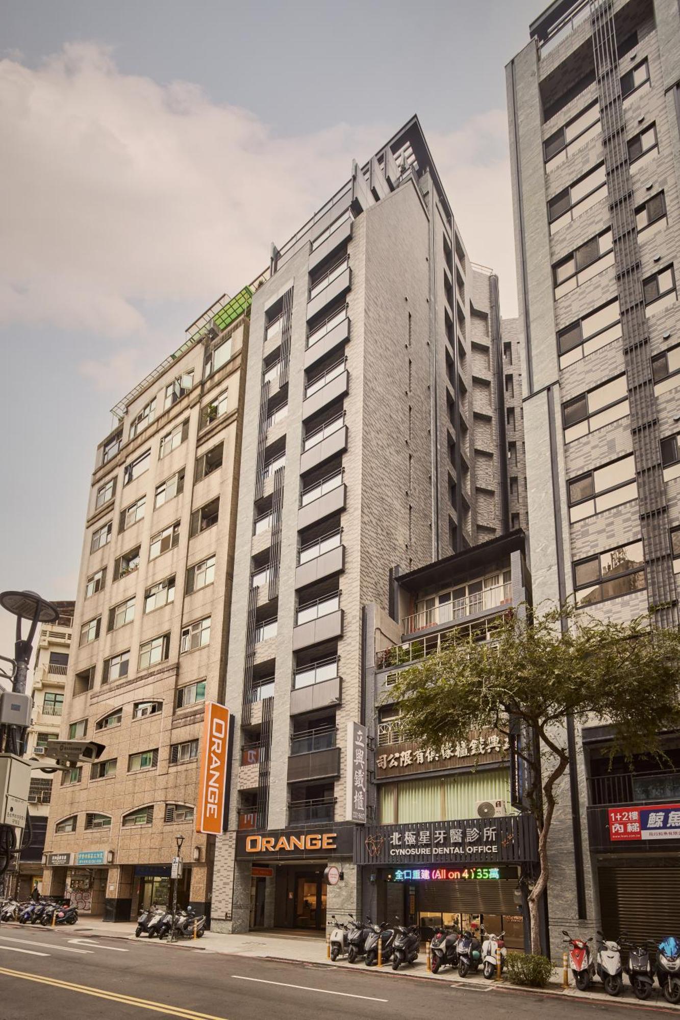 Orange Hotel -Hanzhong, Taipei Exteriör bild